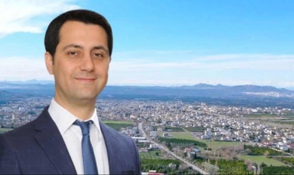 Город в зоне стихии в Турции, где не обрушилось ни одно здание - что стало этому причиной и кто он - мэр Эрзиня, ставший героем для местных жителей