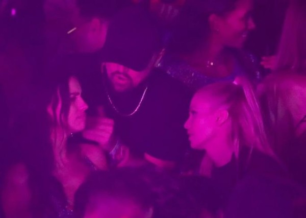 Ирину Шейк и Леонардо ДиКаприо заметили вместе на вечеринке, СМИ пишут о новом звездном романе (фото) Ирину Шейк и Леонардо ДиКаприо заметили вместе на вечеринке, СМИ пишут о новом звездном романе (фото)