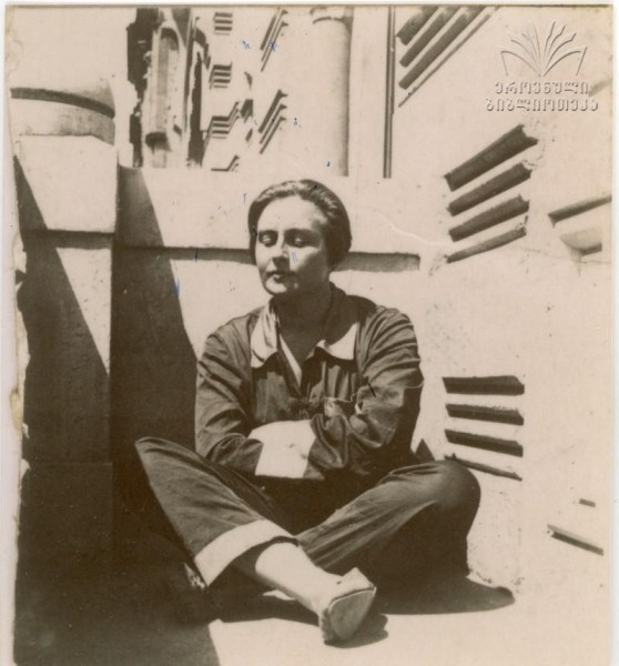 «Саша портной» — единственный мужчина, которого подпускали близко к жене Берия: кто был первым известным дизайнером в Тбилиси?