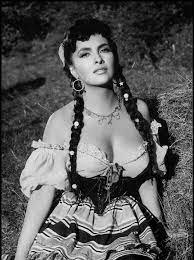 Мир прощается с неподражаемой «Эсмеральдой» и «Аделиной» — итальянская кинозвезда Джина Лоллобриджида скончалась в возрасте 95 лет Мир прощается с неподражаемой «Эсмеральдой» и «Аделиной» — итальянская кинозвезда Джина Лоллобриджида скончалась в возрасте 95 лет