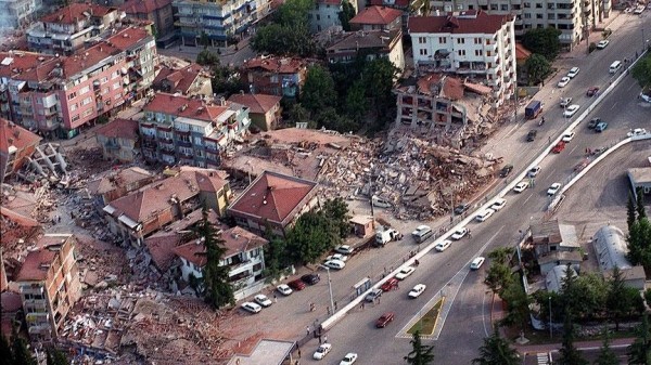 Как разрушительные землетрясения в Турции и Сирии изменили города (фото) Как разрушительные землетрясения в Турции и Сирии изменили города (фото)
