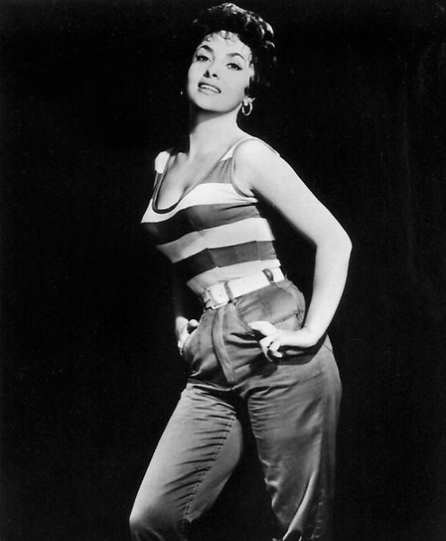 Мир прощается с неподражаемой «Эсмеральдой» и «Аделиной» — итальянская кинозвезда Джина Лоллобриджида скончалась в возрасте 95 лет Мир прощается с неподражаемой «Эсмеральдой» и «Аделиной» — итальянская кинозвезда Джина Лоллобриджида скончалась в возрасте 95 лет