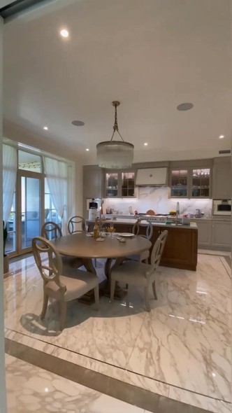 Брутальный кабинет и роскошная обстановка — в каком доме живет звездная пара Меладзе-Джанабаева