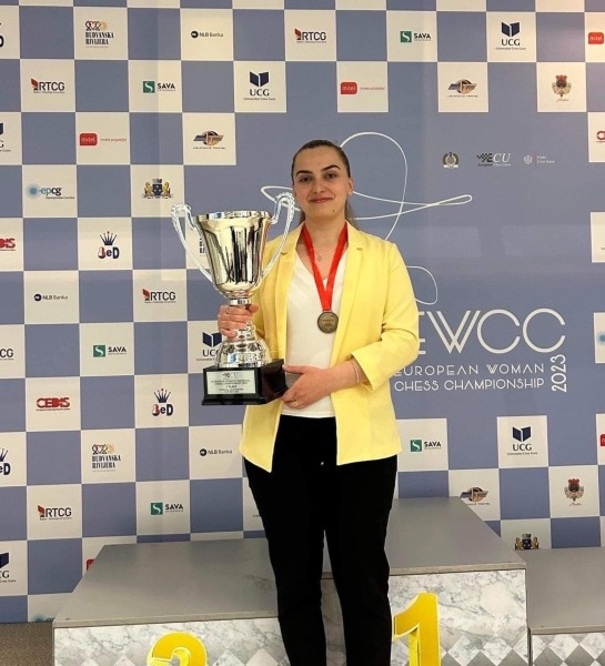 «Мы, шахматисты не привыкли выражать эмоции, но когда я осталась дома одна, просто расплакалась от эмоций» — интервью с чемпионкой Европы