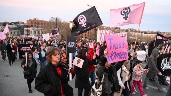 Президент обещала помочь родителям детей с редким генетическим заболеванием