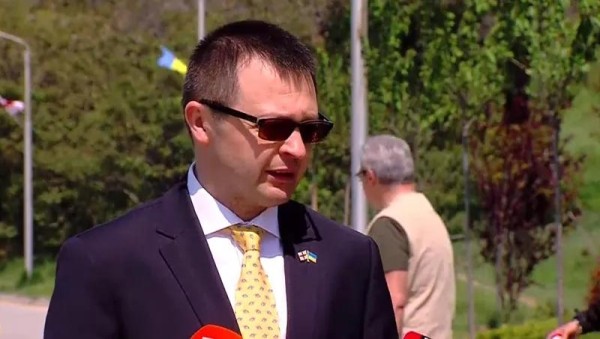 Андрей Касьянов о сорванном в парке Ваке флаге Украины - Абсолютно недопустимая ситуация в связи с осквернением украинской символики