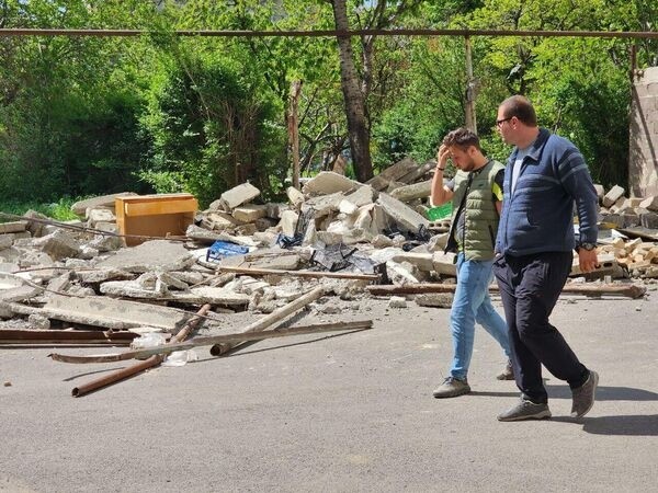 В Тбилиси сносят гаражи: что будет на освободившемся месте? – фото В Тбилиси сносят гаражи: что будет на освободившемся месте? – фото