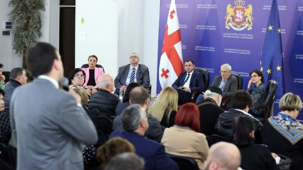 Министр образования узнал о проблемах в частных школах в Грузии Министр образования узнал о проблемах в частных школах в Грузии