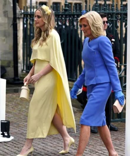 Грустный Гарри, озорник Джордж и Кейт Миддлтон в королевском стиле - яркие моменты коронации (фото) Грустный Гарри, озорник Джордж и Кейт Миддлтон в королевском стиле - яркие моменты коронации (фото)