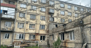 Народный защитник Грузии заявил о катастрофических условиях социального жилья в Гори