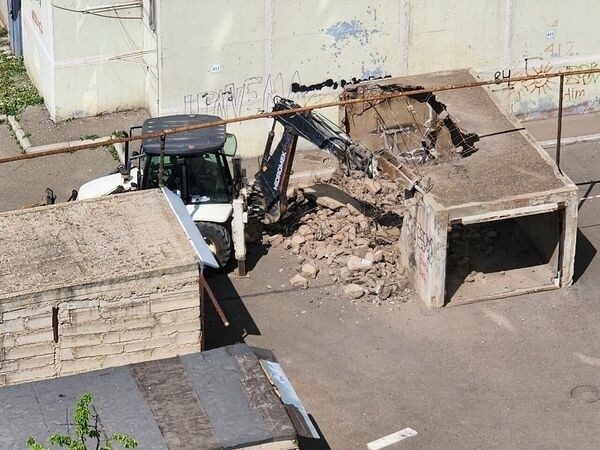 В Тбилиси сносят гаражи: что будет на освободившемся месте? – фото В Тбилиси сносят гаражи: что будет на освободившемся месте? – фото