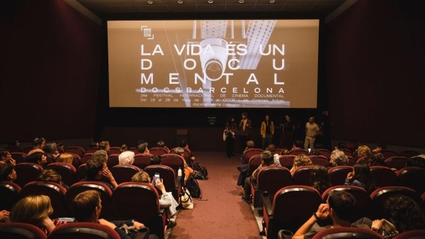 Грузинский фильм "Волшебная гора" получил награду на кинофестивале в Барселоне Грузинский фильм "Волшебная гора" получил награду на кинофестивале в Барселоне