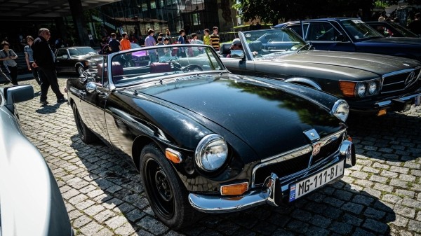 Налоговые льготы на ввоз автомобилей вступили в силу в Грузии