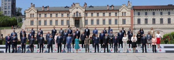 Гарибашвили, Макрон, Санду, Зеленский и другие на втором саммите Европейского политического сообщества - фото из Кишинева Гарибашвили, Макрон, Санду, Зеленский и другие на втором саммите Европейского политического сообщества - фото из Кишинева