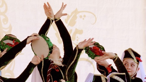 Прикоснись к культуре разных стран и народов: в Тбилиси проходит яркий фестиваль Прикоснись к культуре разных стран и народов: в Тбилиси проходит яркий фестиваль