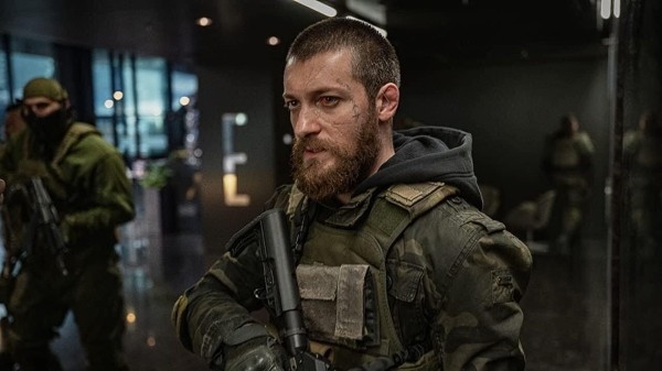 Обогнал Ди Каприо и Педро Паскаля: грузин Торнике Гогричиани набирает популярность