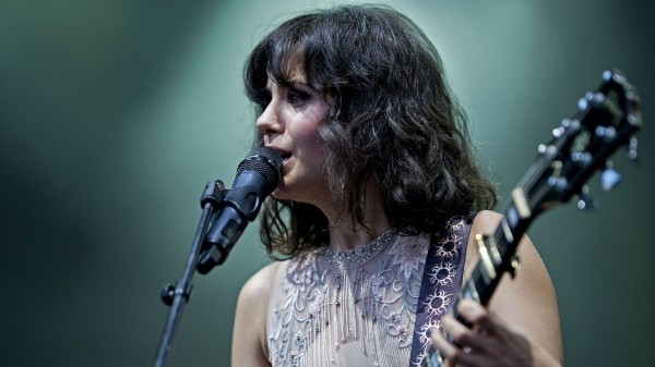 "Я очень счастлива": певица Кэти Мелуа покрестила первенца в Грузии – фото