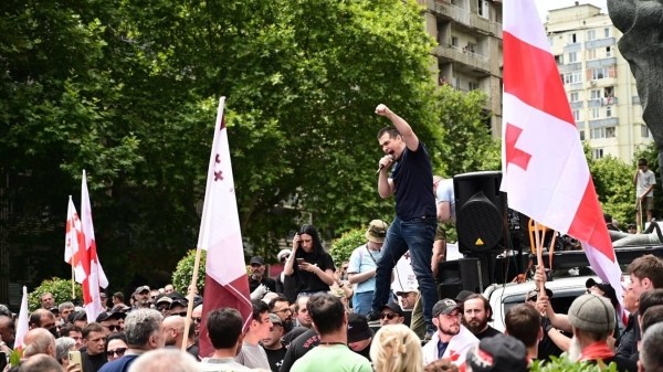 Фестиваль "Прайд" в Тбилиси: начались стычки с полицией