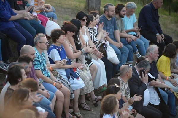 Грузинское творчество: популярный фестиваль "Арт-Гени 2023" в Тбилиси – фото Грузинское творчество: популярный фестиваль "Арт-Гени 2023" в Тбилиси – фото