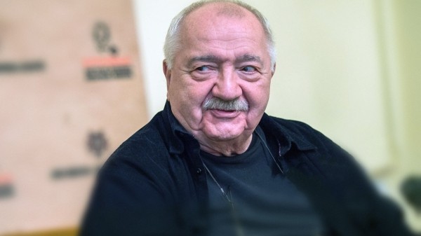 Маэстро 85: Минкульт Грузии поздравил Роберта Стуруа с юбилеем Маэстро 85: Минкульт Грузии поздравил Роберта Стуруа с юбилеем