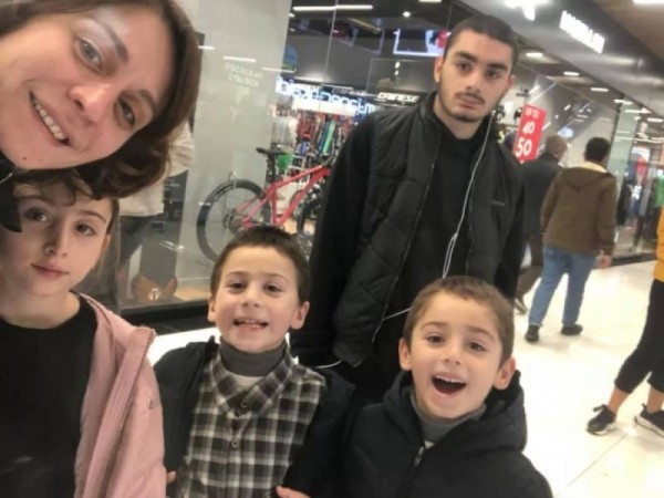 Один из самых многодетных кабинетов министров и грузинские политики, у которых 4 и больше детей