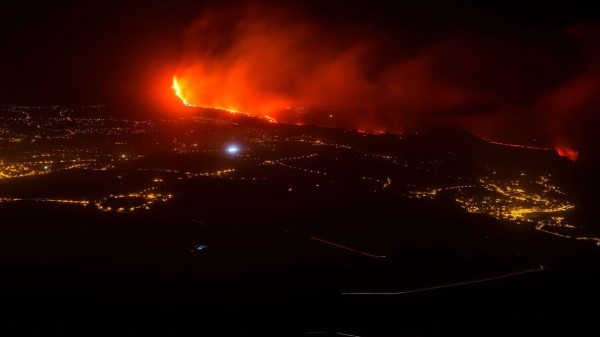 Пожары на Канарских островах: сгорело около 200 гектаров леса Пожары на Канарских островах: сгорело около 200 гектаров леса