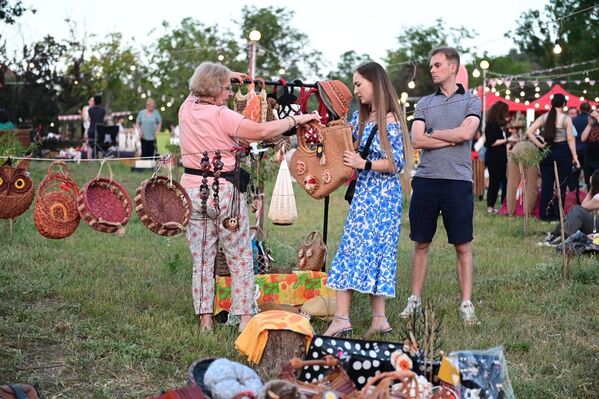 Грузинское творчество: популярный фестиваль "Арт-Гени 2023" в Тбилиси – фото Грузинское творчество: популярный фестиваль "Арт-Гени 2023" в Тбилиси – фото