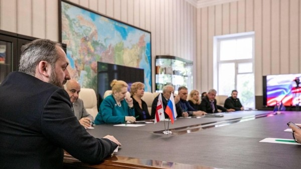 Цецхладзе попросил власти РФ "амнистировать" граждан Грузии, нарушивших визовый режим