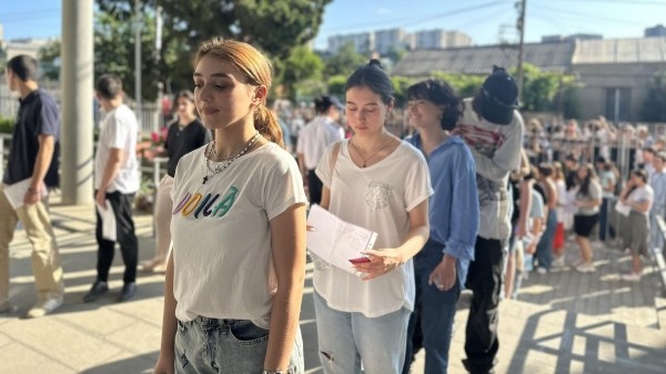 Восьмой день вступительных экзаменов в Грузии – абитуриенты сдают биологию Восьмой день вступительных экзаменов в Грузии – абитуриенты сдают биологию