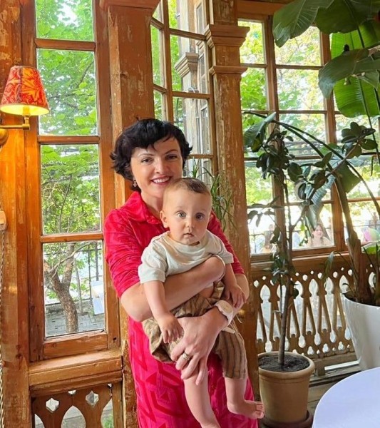 Кети Мелуа крестила сына в Грузии, в Сионском кафедральном соборе - кто его крестные и что говорит певица?