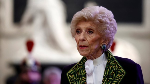 Во Франции скончалась первая женщина-глава Французской академии – кузина президента Грузии Во Франции скончалась первая женщина-глава Французской академии – кузина президента Грузии