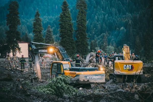 Трагедия в Шови: 18 человек обнаружены мертвыми, ищут еще до 20 пропавших