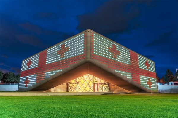 Конфликт из-за санкций: два вице-президента Нацбанка ушли в отставку