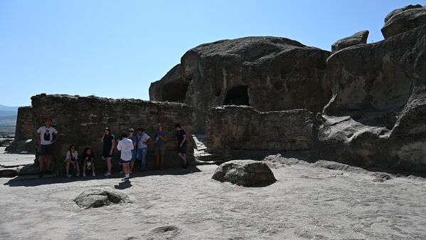 Пещерный город Уплисцихе: знаменитая достопримечательность Грузии – фото Пещерный город Уплисцихе: знаменитая достопримечательность Грузии – фото