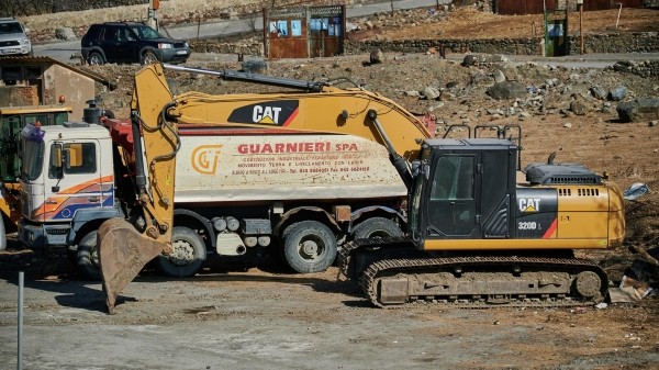 В Грузии ремонтируют дорогу, ведущую к границе с Арменией В Грузии ремонтируют дорогу, ведущую к границе с Арменией