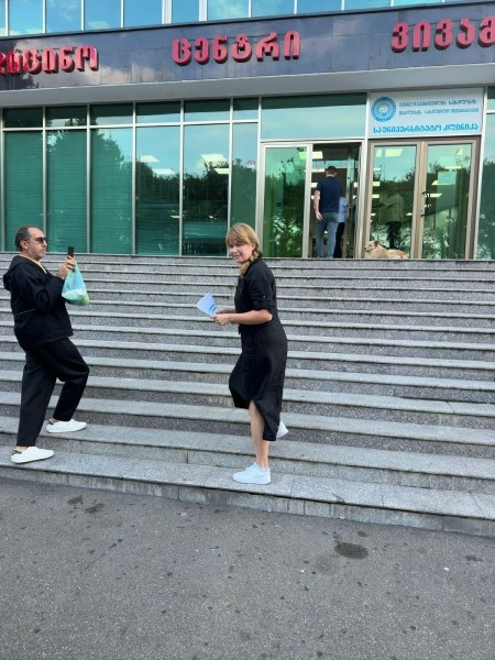 «Мне понадобилось два года, прежде чем я психологически смогла навестить Мишу... Сегодня наша встреча состоялась» - что пишет Сандра Руловс?