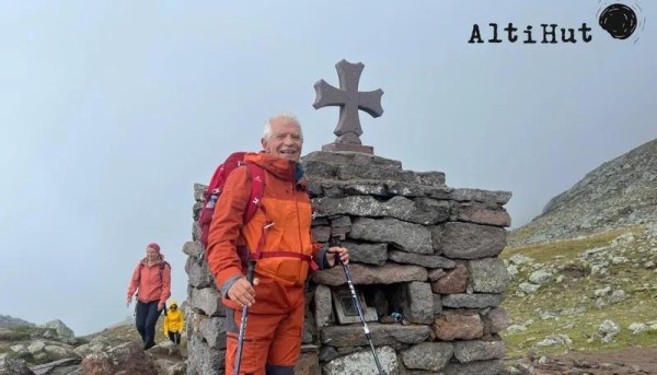 Жозеп Боррель посетил Казбеги - фотографии неофициального маршрута вице-президента Еврокомиссии Жозеп Боррель посетил Казбеги - фотографии неофициального маршрута вице-президента Еврокомиссии