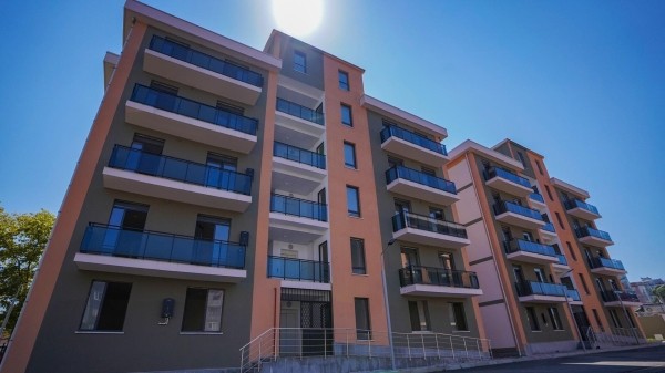 Квартиры в новом жилом комплексе в Батуми передали 100 семьям в рамках госпрограммы Квартиры в новом жилом комплексе в Батуми передали 100 семьям в рамках госпрограммы