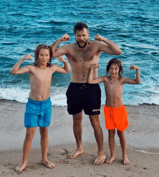 «Софья переехала в Батуми, мы живем по соседству, это желание детей» - Ираклий Пирцхалава о бывшей жене и тяжелых днях прошлого