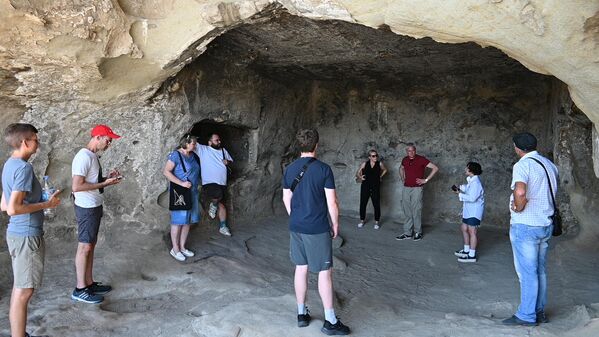 Пещерный город Уплисцихе: знаменитая достопримечательность Грузии – фото Пещерный город Уплисцихе: знаменитая достопримечательность Грузии – фото