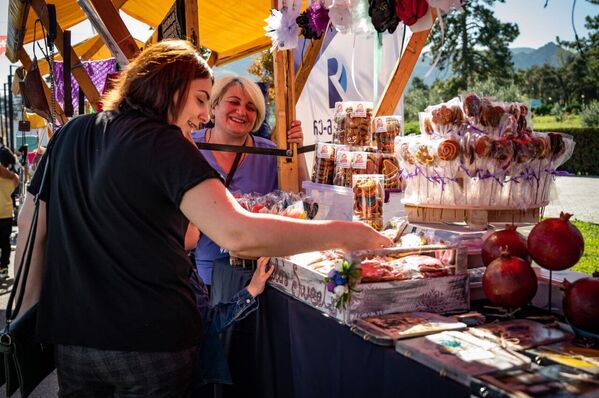 Как Грузия отметила большой праздник Мцхетоба-Светицховлоба – фото Как Грузия отметила большой праздник Мцхетоба-Светицховлоба – фото