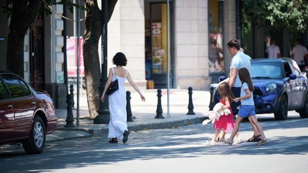 В Грузии растет количество родителей-одиночек 