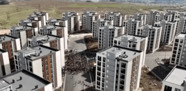 Минобороны начало распределение квартир среди военных на горе Махата в Тбилиси