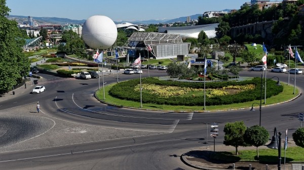 Движение у площади Европы в Тбилиси будет ограничено