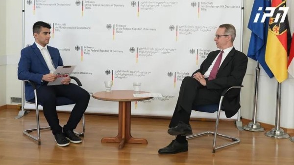 Посол Германии – Сигналом от Грузии должно быть «да, мы продолжим работать», и не должно быть зафиксировано движения назад в какой-либо из 9 сфер Посол Германии – Сигналом от Грузии должно быть «да, мы продолжим работать», и не должно быть зафиксировано движения назад в какой-либо из 9 сфер