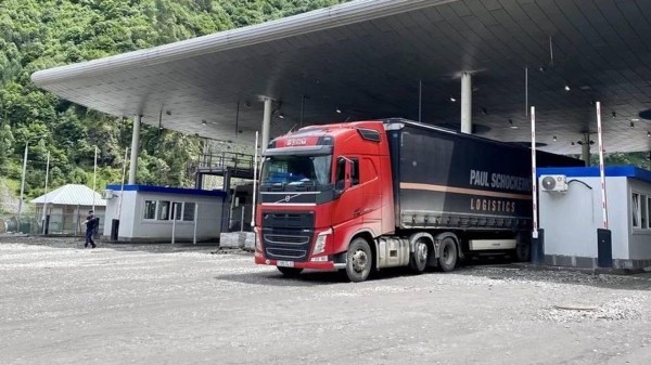 ФТС России предупредила о возможном затруднении движения на "Верхнем Ларсе"