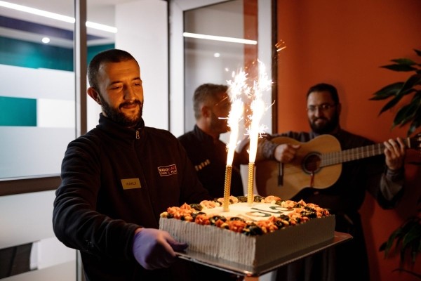 YOLO! В Грузии открылся первый магазин подарков-эмоций и единый портал-афиша всех мероприятий YOLO! В Грузии открылся первый магазин подарков-эмоций и единый портал-афиша всех мероприятий