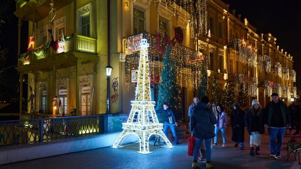 В период новогодних праздников движение автотранспорта в Тбилиси будет ограничено