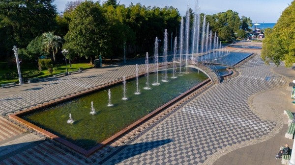"Поющий фонтан" на Батумском бульваре зазвучал по-новому