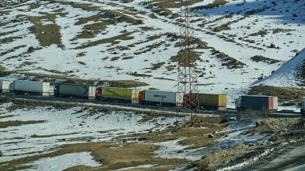 "Верхний Ларс" сегодня: на границе застряли 3,6 тыс грузовиков "Верхний Ларс" сегодня: на границе застряли 3,6 тыс грузовиков
